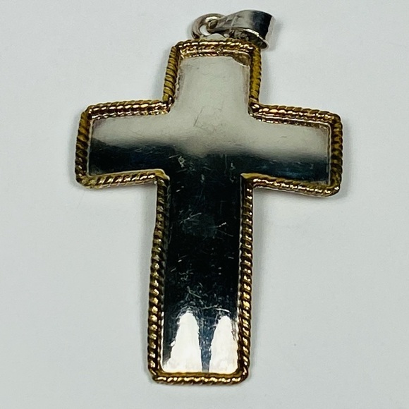 925 Cross Pendant Sterling Silver Gold Edge Ribbon Large Sterling Vintage 4.12g - Picture 2 of 7